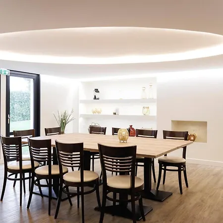 Отель Mont Vernon 3*