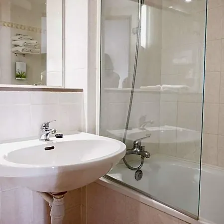 Hotel Mont Vernon 3*